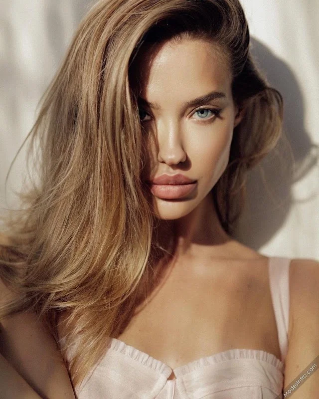 Alena Esipova
