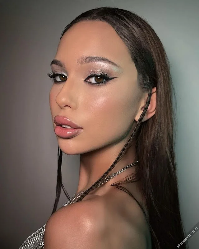 Alexandra Marales Cover Photo