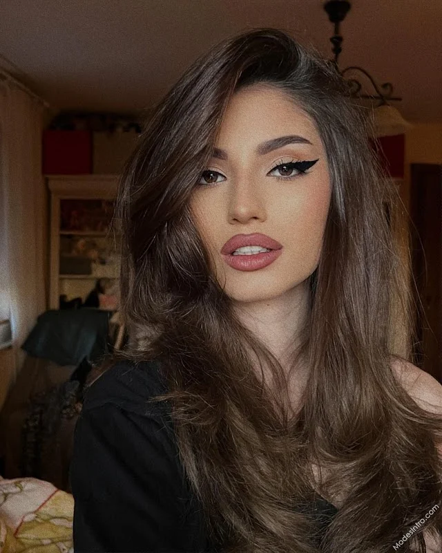 Alexia Dimitria Stefan Cover Photo