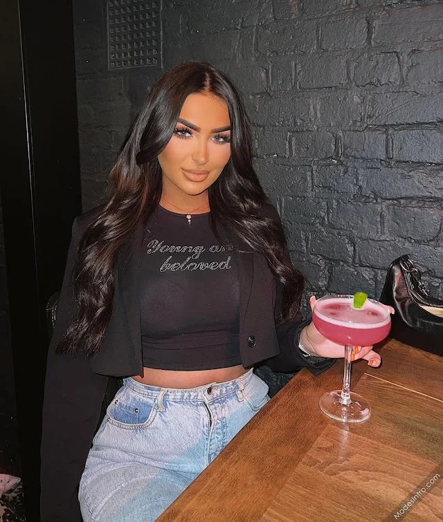 Amber Sophia Phillips