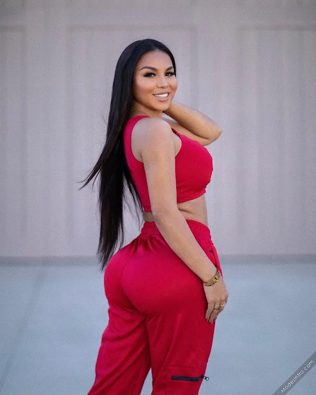 Dolly Castro Chavez