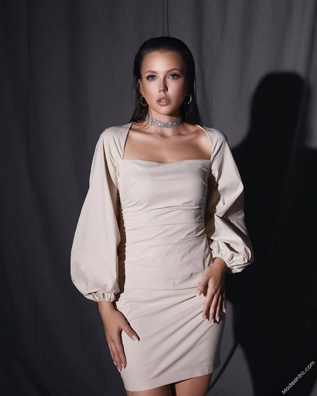 Elena Belkina Cover Photo