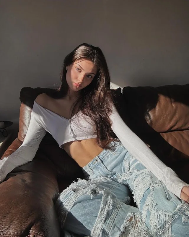 Jasmin Zsmit