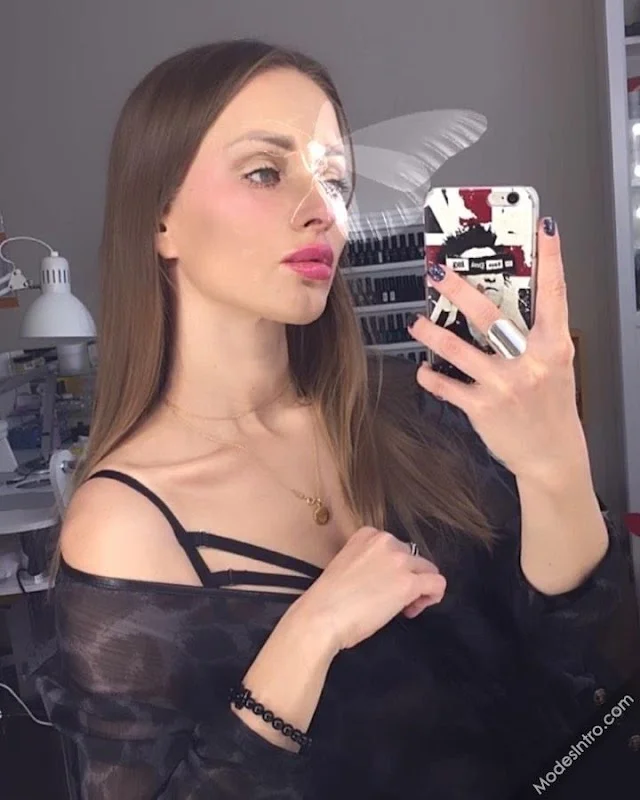 Karina Kova Cover Photo