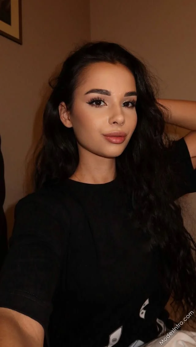 Karina Violet
