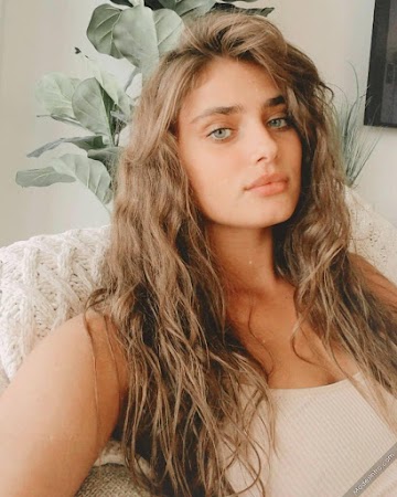 Taylor Hill 68th Photo
