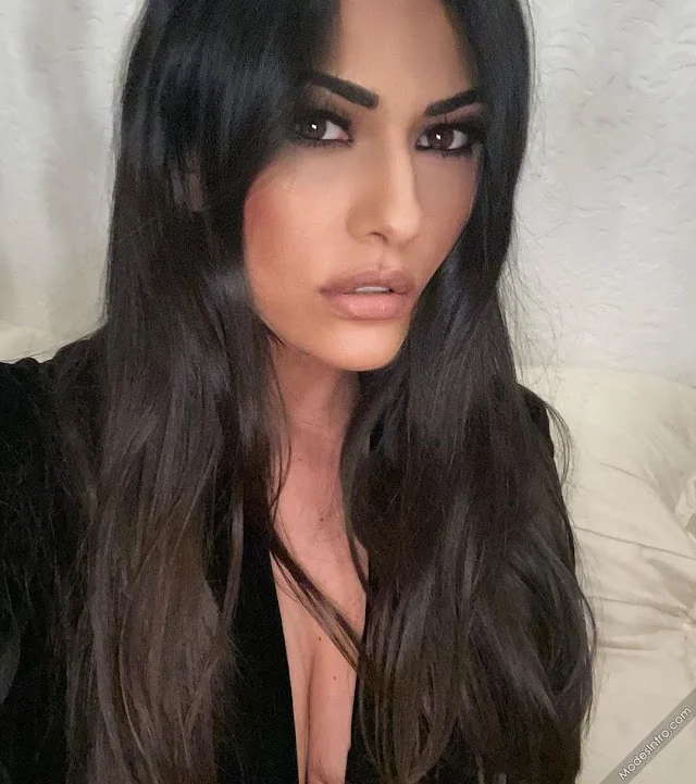 Maria Mazza