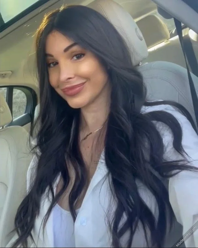 Mayra Veronica
