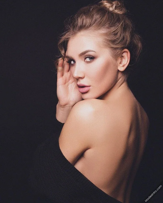 Milana Yuzhakova Cover Photo