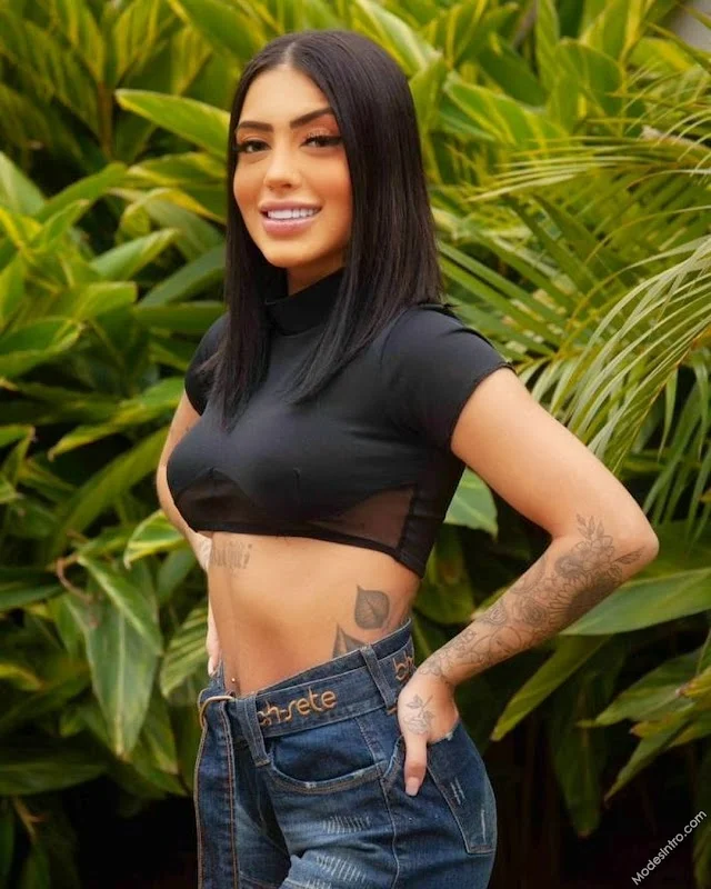 Mirella Fernandez