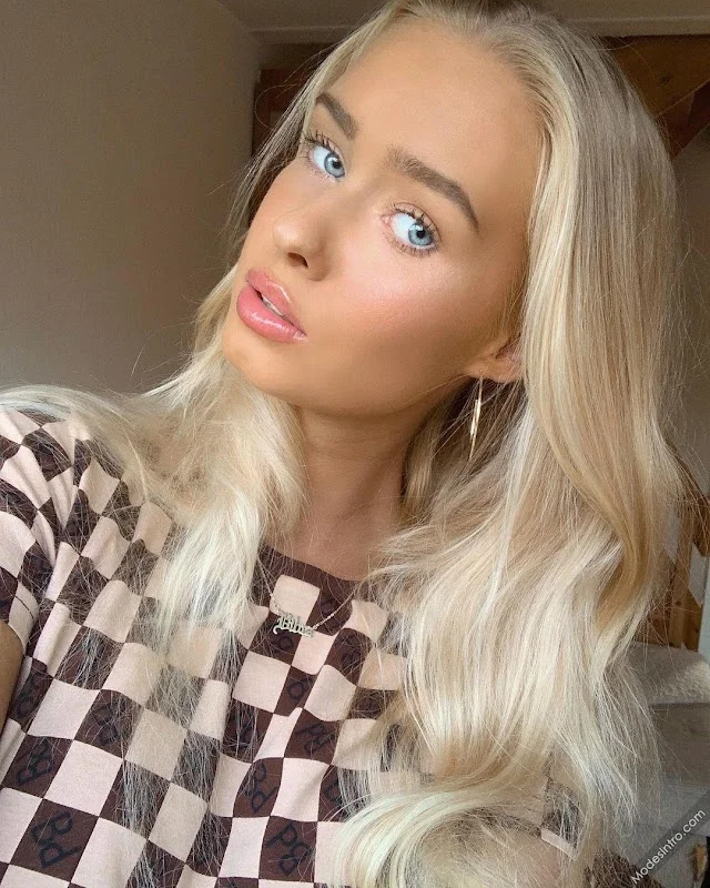 Nikoline Vibez