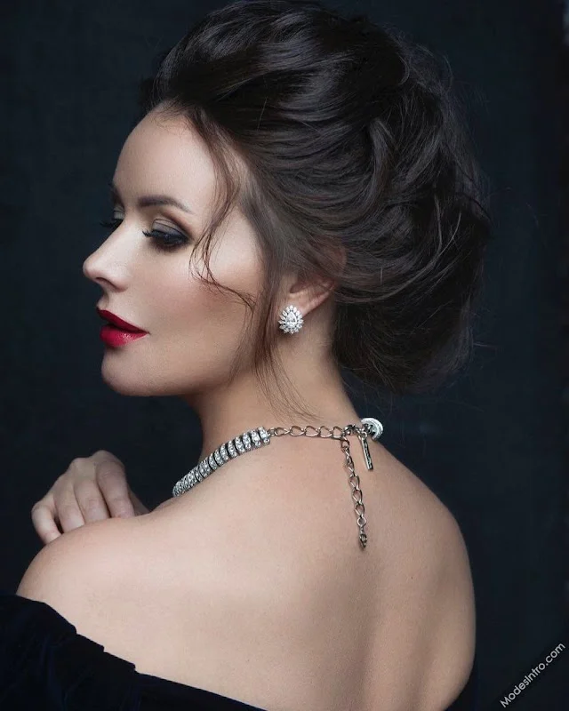 Oksana Fedorova Mezzosoprano