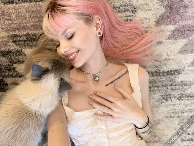 Olivia Sweden