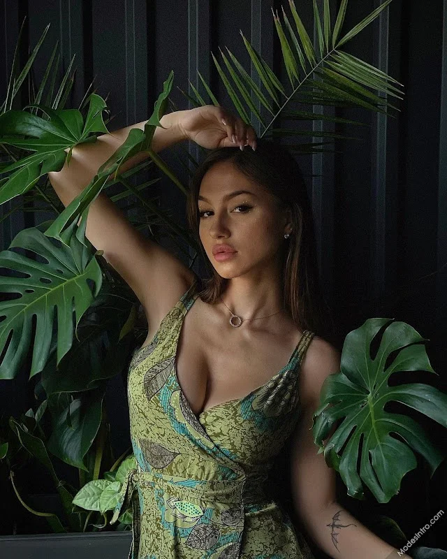 Olya Mimaoli
