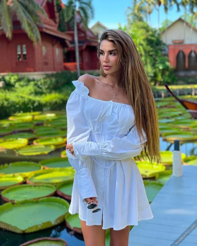 Valeria Gurevich Makeup