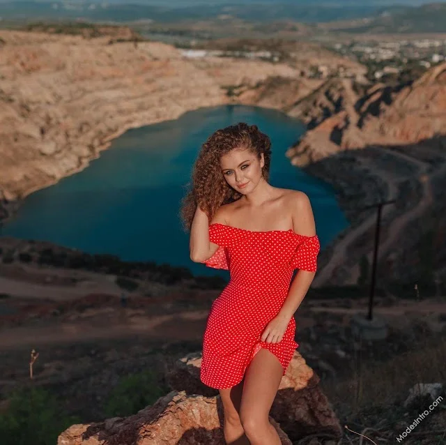 Alina Kucheryavaya