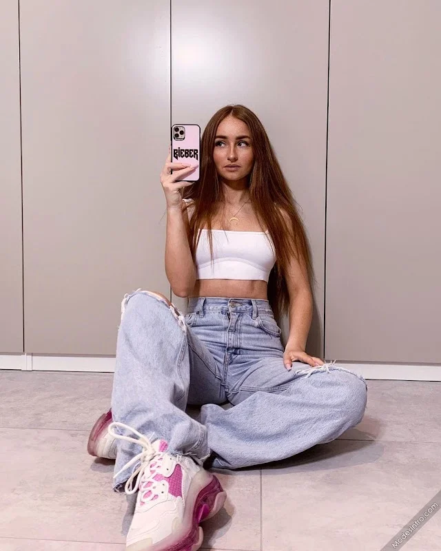 Angelika Mucha
