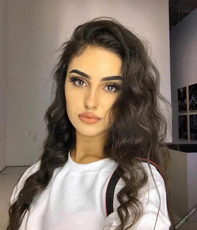 Aylin Elma
