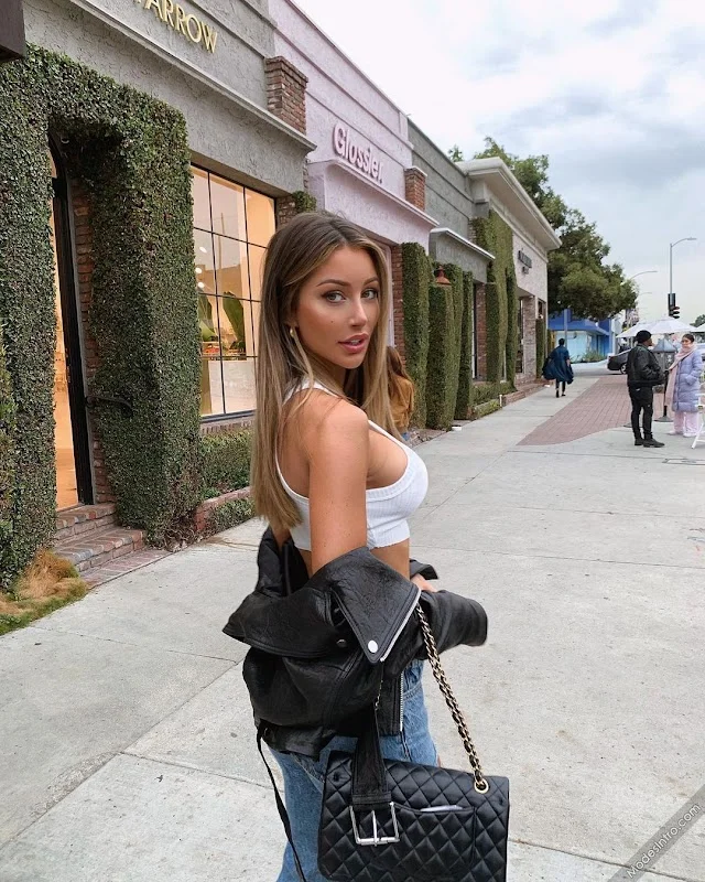 Caroline Einhoff