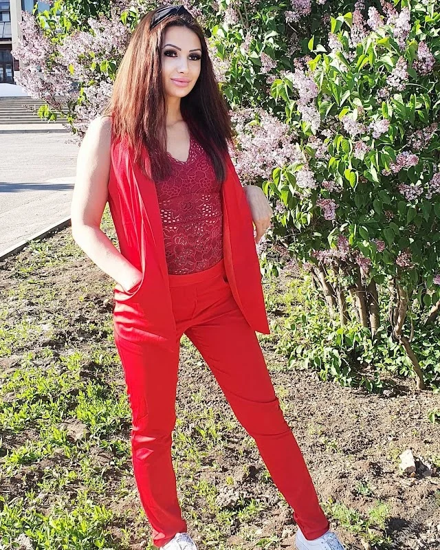 Iness Kiss