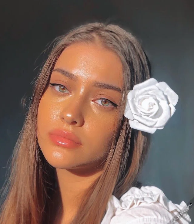 Isabel Rose