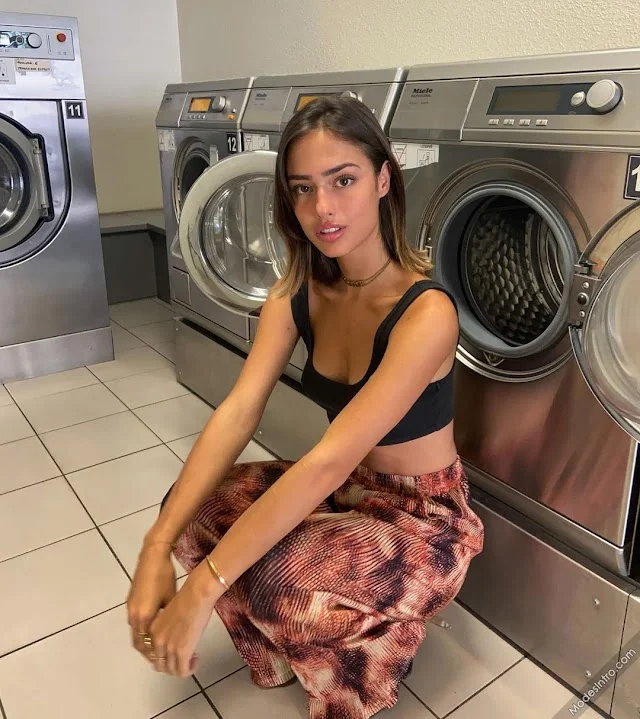 Lou Ann Vecchia