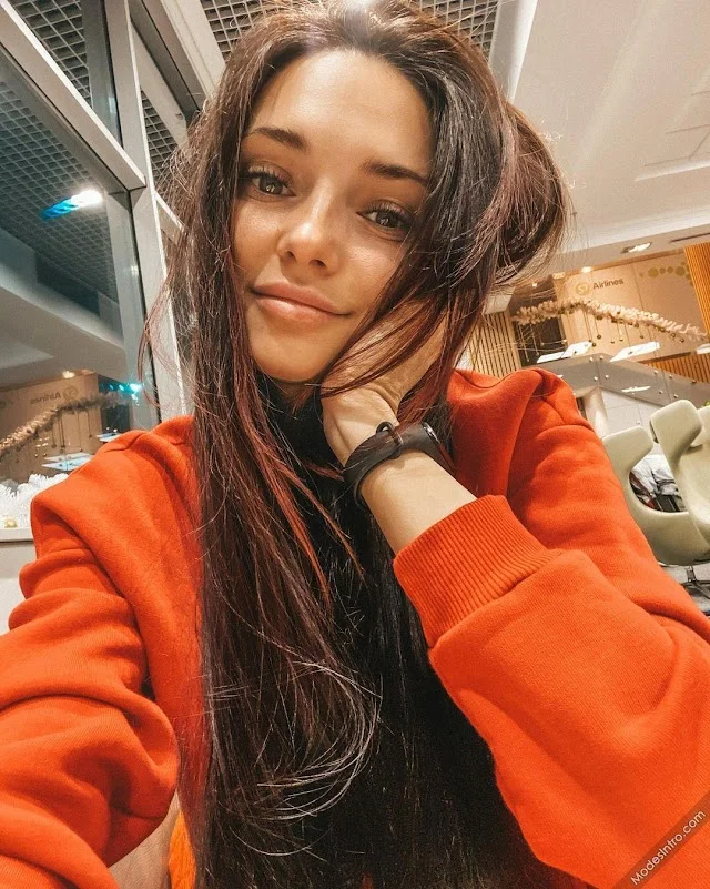 Sophie Sonnnka