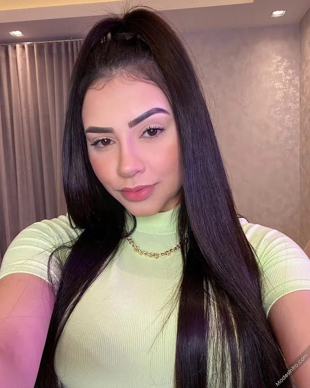 Taina Costa