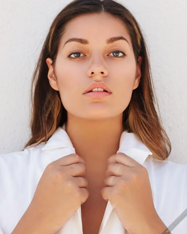Vanessa Hanson