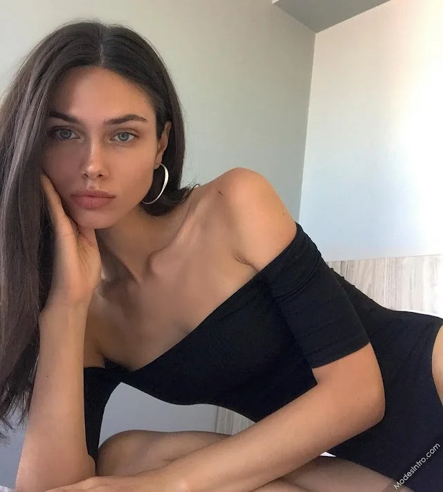 Vika Bronova