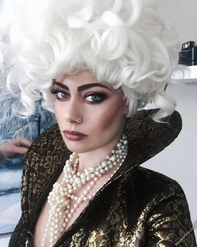 White Moth Kelli
